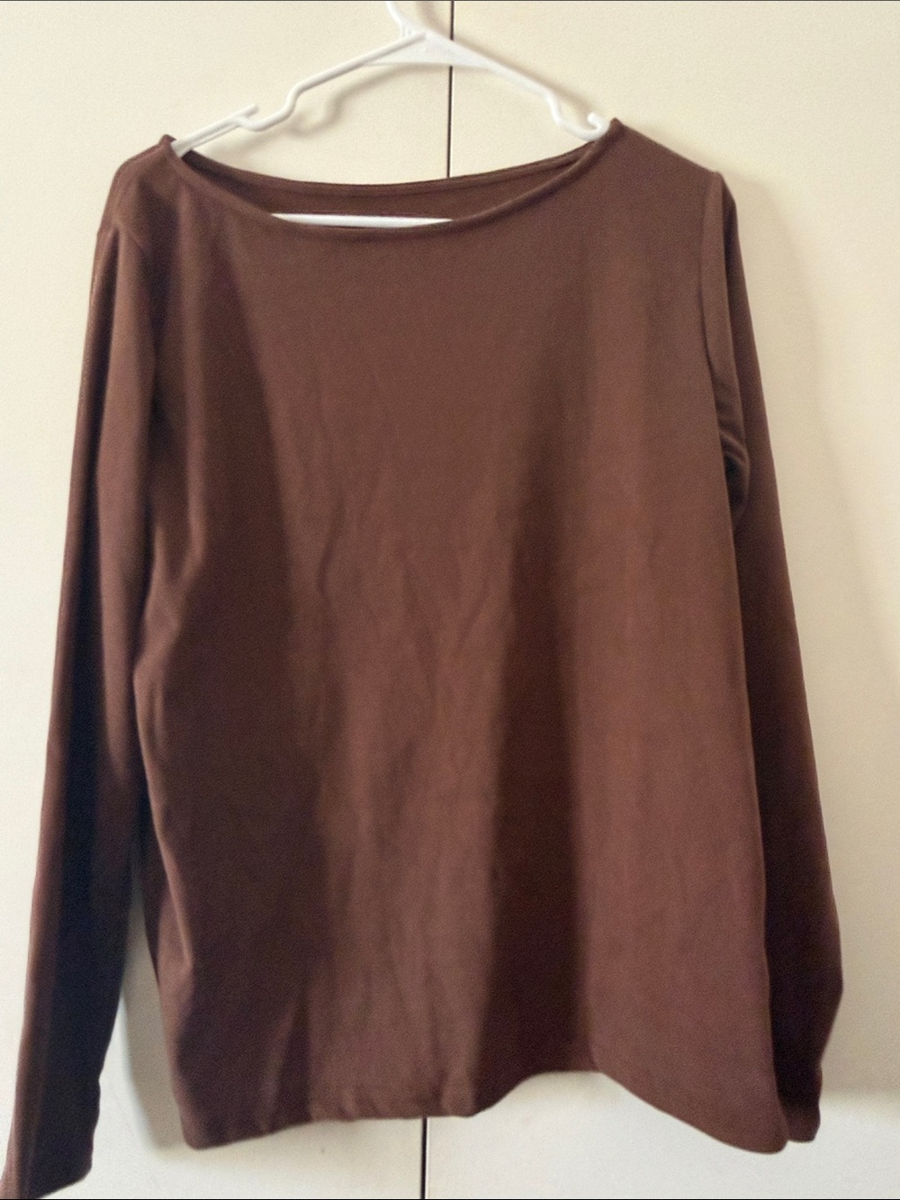 Classic Long-Sleeve Crewneck Top in Brown